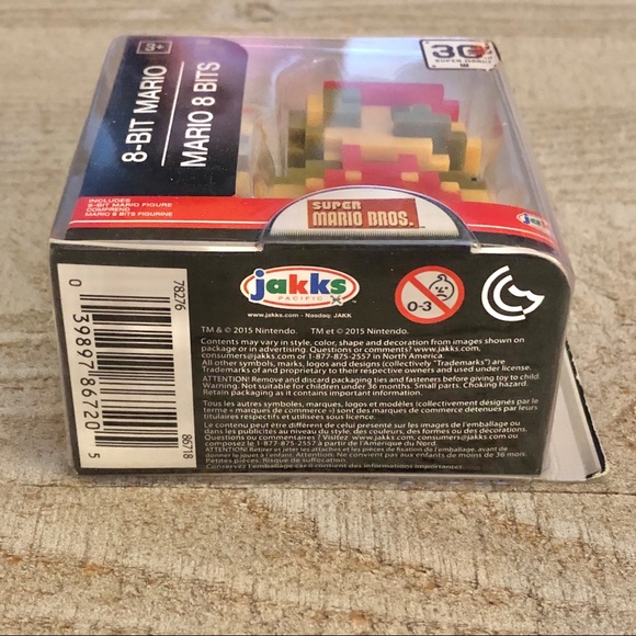 Super Mario Bros. 8-Bit World of Nintendo figure - Picture 2 of 8